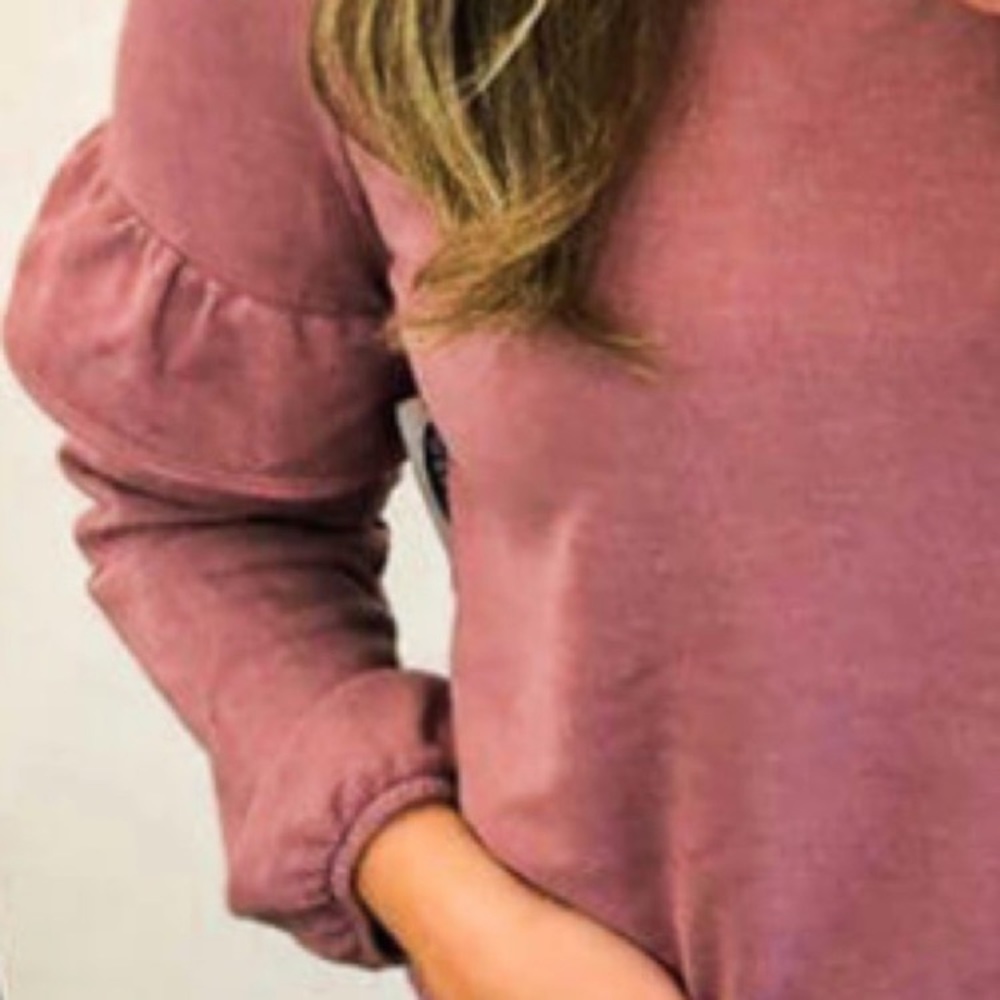 🩰Old Navy🩰Mauve Ruffled Sleeve Sweatshirt  NWT